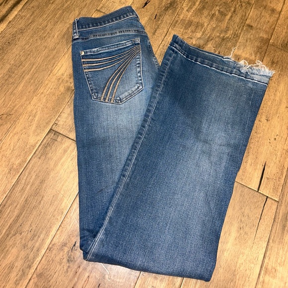 Women’s Seven for all Mankind Jeans size 27 inseam 32 - Picture 1 of 6
